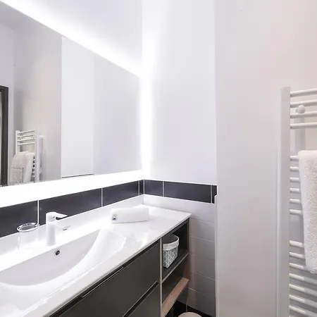 Cote Ouest Aix Les Bains 4* אקס-לה-באינס